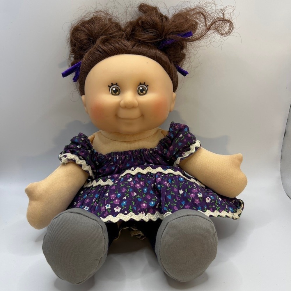 Blue Box Flower Kids Brunette Doll -‎ Purple Dress